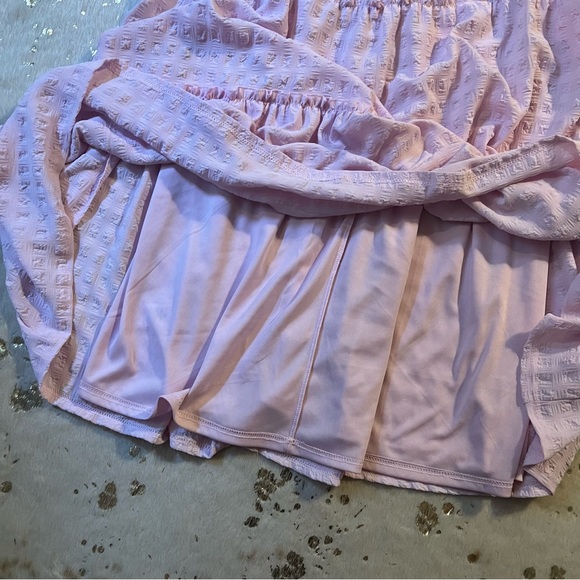 NWT Ophelia Roe Tiered V Neck Pink Dress Size Medium - Picture 11 of 12